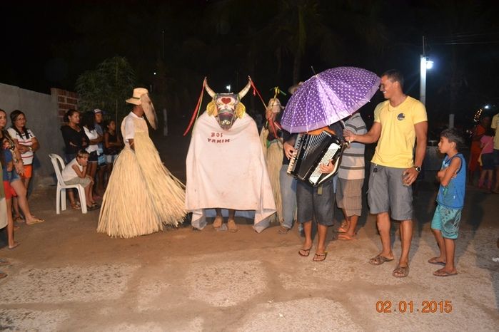 Grupos de Reisado do Boi Panim visita residencia do Vereador Luiz Paulo - Imagem 10