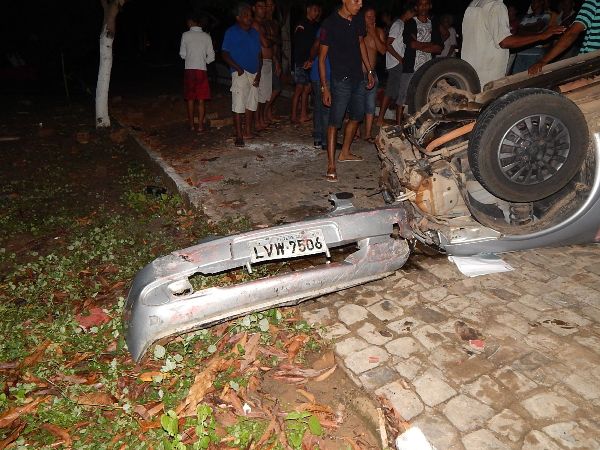 Família que vinha da Bahia se envolve em Acidente em Lagoinha  - Imagem 2