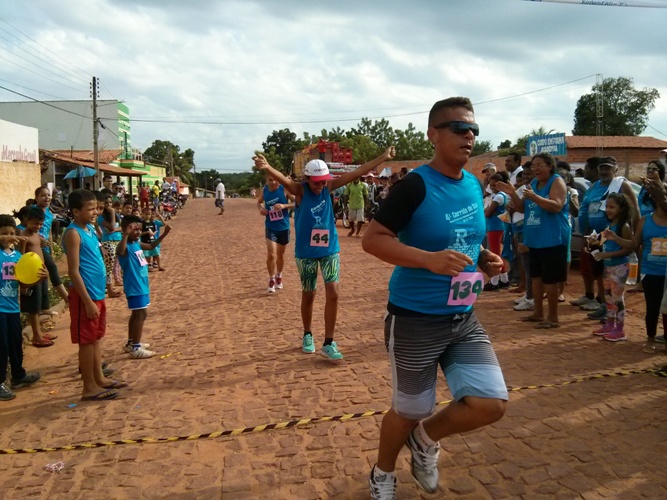 IV Corrida de Rua de Redenção, uma festa do esporte, solidariedade e cidadania  - Imagem 12