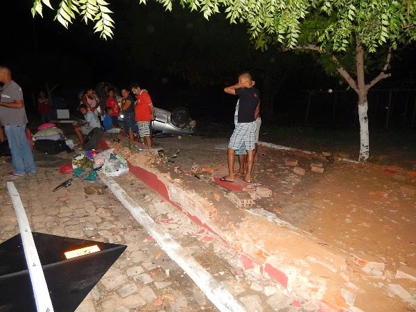 Carro Capota na BR 343 em Lagoinha do Piaui - Imagem 5