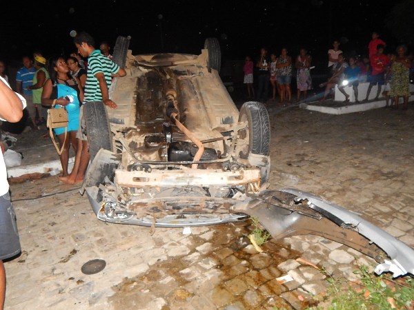 Família que vinha da Bahia se envolve em Acidente em Lagoinha  - Imagem 3