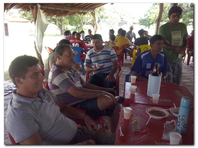 Jogo Casados X Solteiros termina com empate - Imagem 25