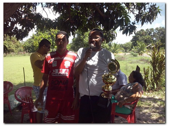 Jogo Casados X Solteiros termina com empate - Imagem 45