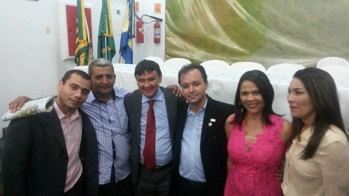 Prefeito Zé Resende participa da solenidade de posse do presidente da APPM Arinaldo Leal - Imagem 2