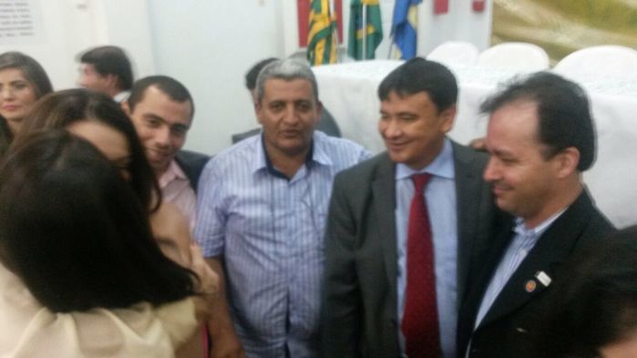 Prefeito Zé Resende participa da solenidade de posse do presidente da APPM Arinaldo Leal - Imagem 6
