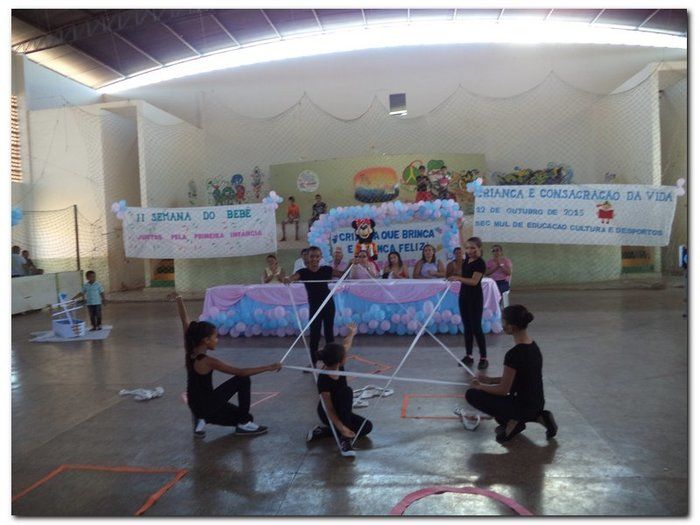 Prefeitura Municipal de Inhuma proporciona muita alegria e entretenimento para a criançada-Comemoração (12 de outubro) Dia da Criança - Imagem 38