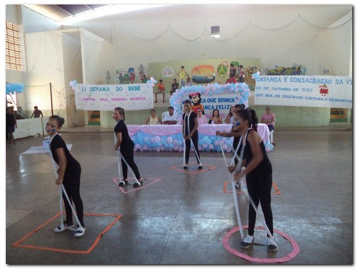 Prefeitura Municipal de Inhuma proporciona muita alegria e entretenimento para a criançada-Comemoração (12 de outubro) Dia da Criança - Imagem 31