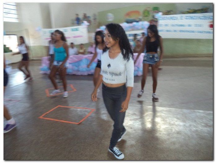 Prefeitura Municipal de Inhuma proporciona muita alegria e entretenimento para a criançada-Comemoração (12 de outubro) Dia da Criança - Imagem 19