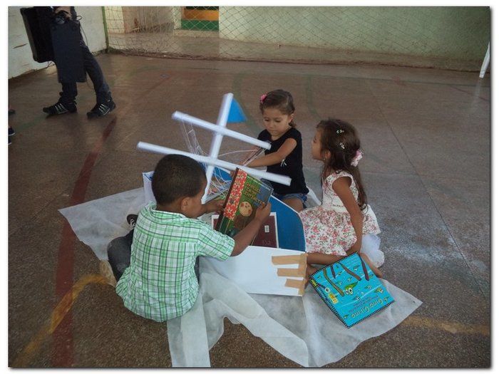 Prefeitura Municipal de Inhuma proporciona muita alegria e entretenimento para a criançada-Comemoração (12 de outubro) Dia da Criança - Imagem 43