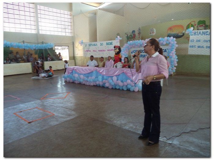 Prefeitura Municipal de Inhuma proporciona muita alegria e entretenimento para a criançada-Comemoração (12 de outubro) Dia da Criança - Imagem 9