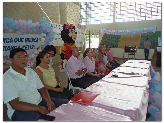 Prefeitura Municipal de Inhuma proporciona muita alegria e entretenimento para a criançada-Comemoração (12 de outubro) Dia da Criança - Imagem 5
