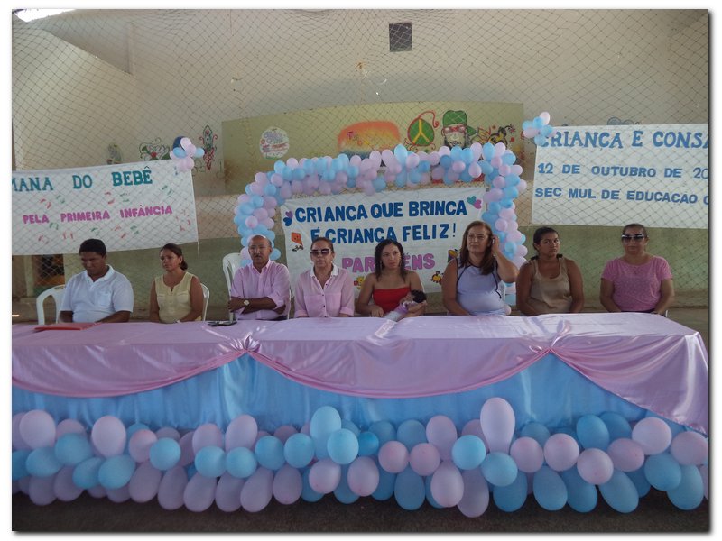 Prefeitura Municipal de Inhuma proporciona muita alegria e entretenimento para a criançada-Comemoração (12 de outubro) Dia da Criança