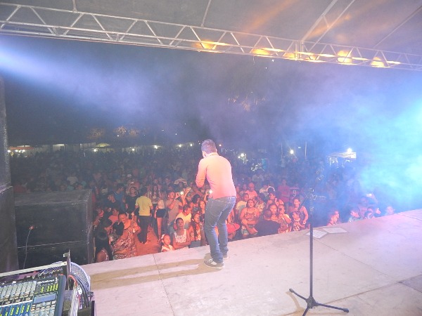  Farra de Play e Os Meninos de Barão no encerramento do Festejo de Estaca Zero  - Imagem 26