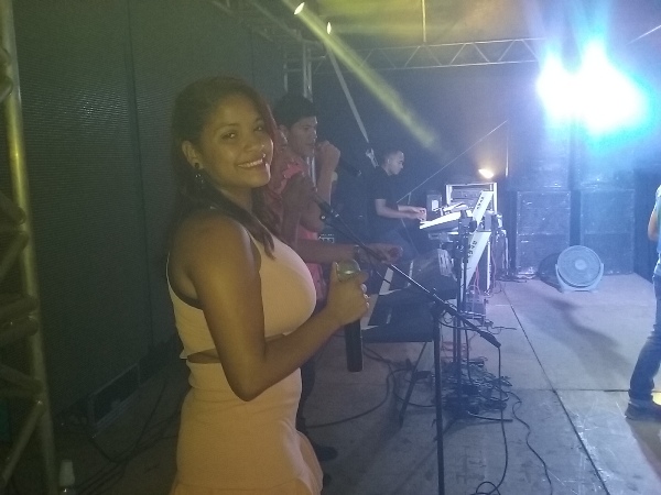  Farra de Play e Os Meninos de Barão no encerramento do Festejo de Estaca Zero  - Imagem 4