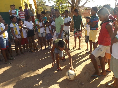 Prefeitura Municipal faz entrega de brinquedos no dia das crianças  - Imagem 1