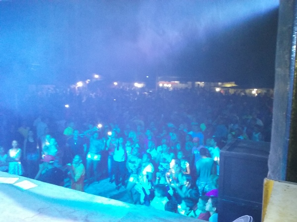  Farra de Play e Os Meninos de Barão no encerramento do Festejo de Estaca Zero  - Imagem 15