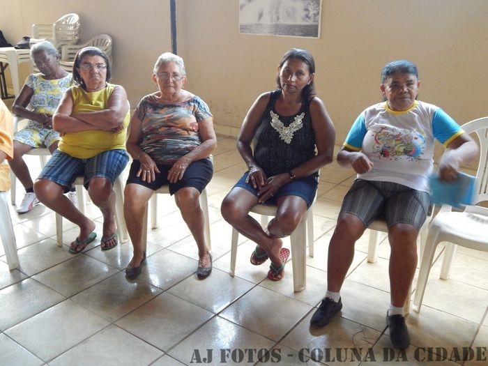 Culminância do Projeto Sobre Reciclagem com Idosos do Grupo Na Flor da Idade - Imagem 17