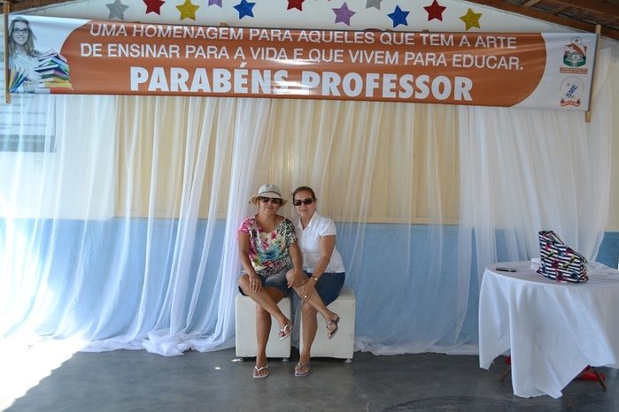 Prefeito Márcio Alencar proporciona grande festa aos professores de Alegrete - Imagem 2