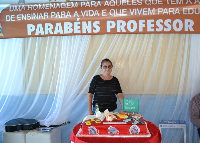 Prefeito Márcio Alencar proporciona grande festa aos professores de Alegrete - Imagem 63