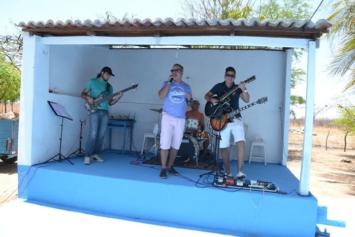 Prefeito Márcio Alencar proporciona grande festa aos professores de Alegrete - Imagem 156