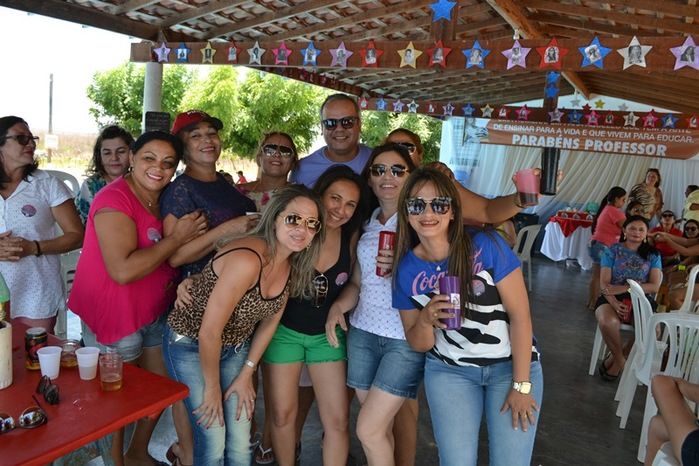 Prefeito Márcio Alencar proporciona grande festa aos professores de Alegrete - Imagem 152