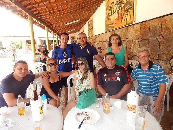 Prefeitura de Lagoinha realiza festa em Homenagem ao dia do Professor - Imagem 6