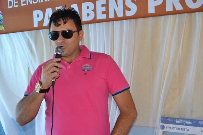 Prefeito Márcio Alencar proporciona grande festa aos professores de Alegrete - Imagem 32