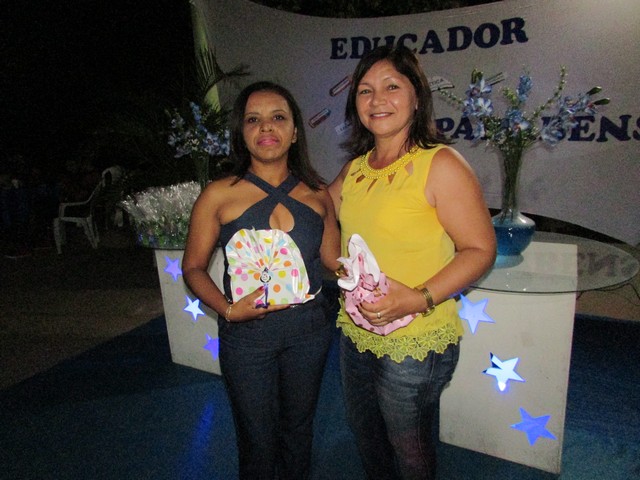 Secretaria Municipal Realizou Comemoração do Dia do Professor - Imagem 106