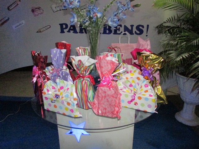 Secretaria Municipal Realizou Comemoração do Dia do Professor - Imagem 3