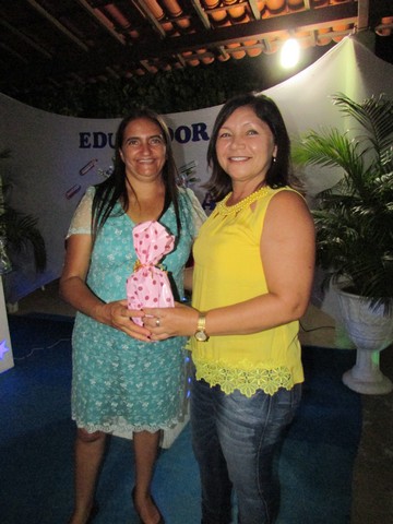 Secretaria Municipal Realizou Comemoração do Dia do Professor - Imagem 89