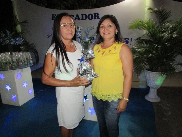 Secretaria Municipal Realizou Comemoração do Dia do Professor - Imagem 93