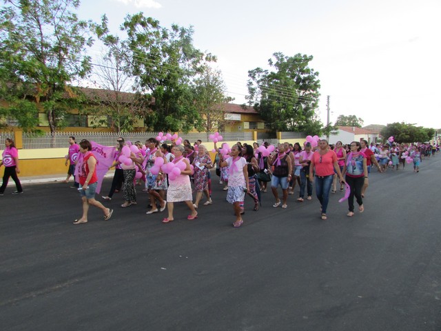 Secretaria Municipal de Saúde Realiza Atividades no Outubro Rosa - Imagem 45