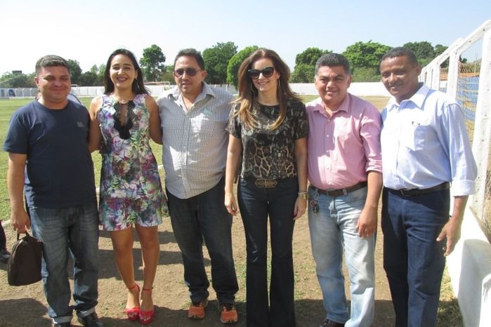 Iracema Portela e Prefeito Walter Alencar participam de Seminário em Agricolândia - Imagem 2