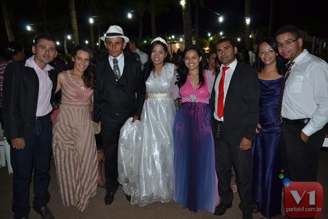 Cantora Stefhany se casa em Valença. Veja Fotos - Imagem 23