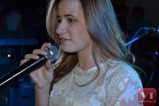 Cantora Stefhany se casa em Valença. Veja Fotos - Imagem 17