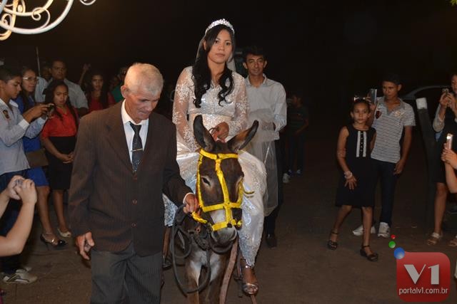 Cantora Stefhany se casa em Valença. Veja Fotos - Imagem 3