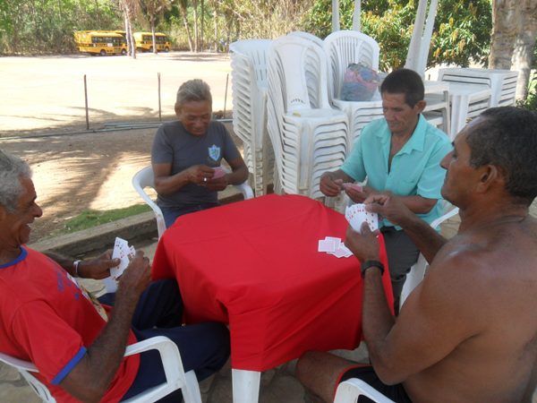 Idosos de Lagoinha participam de manhã de Lazer - Imagem 6