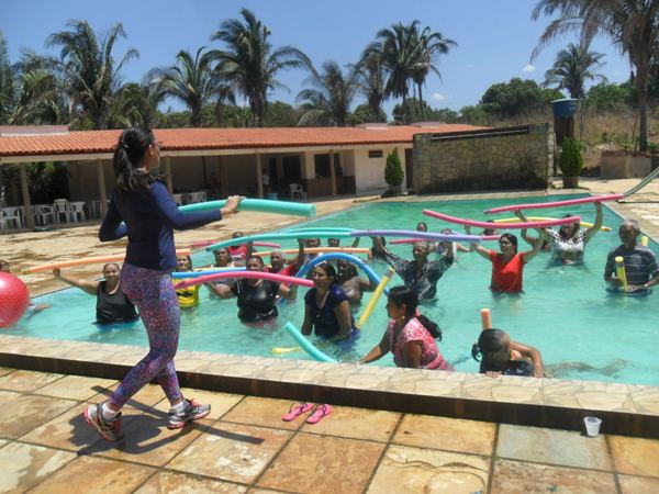 Idosos de Lagoinha participam de manhã de Lazer - Imagem 20