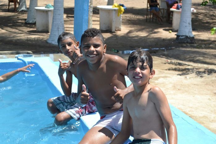 Alunos das escolas João Jacob de Araújo e Tertuliano Sanches Leal participam de um dia de lazer - Imagem 10