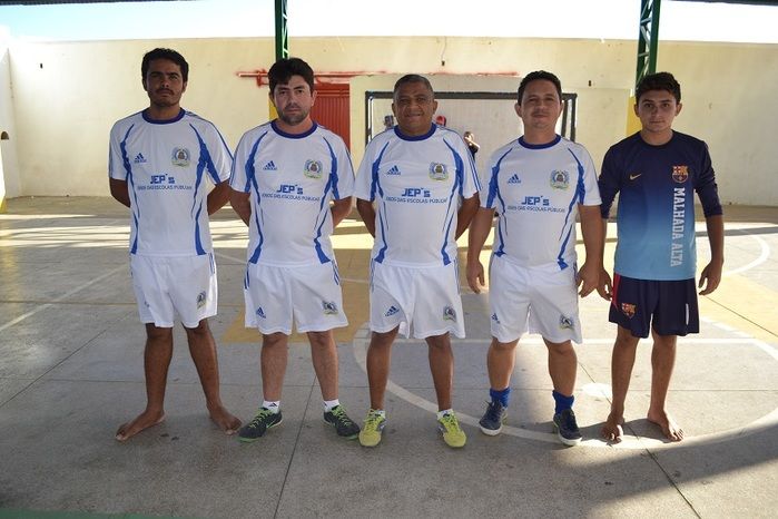 Terceiro dia da VII Semana Cultural do ASA tem disputas de jogos esportivos, educativos e o jogo dos pais - Imagem 46