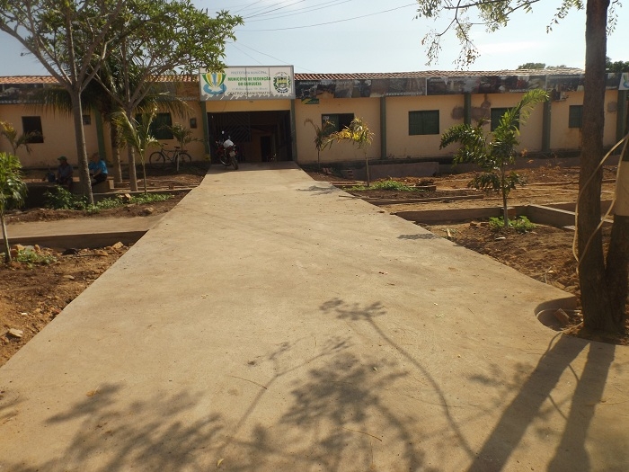 Em andamento obras de construção da Praça em frente ao Centro Administrativo no Bairro Planaltina - Imagem 1