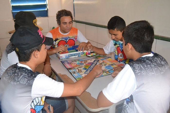 Terceiro dia da VII Semana Cultural do ASA tem disputas de jogos esportivos, educativos e o jogo dos pais - Imagem 10