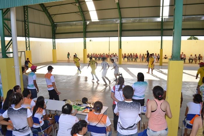 Terceiro dia da VII Semana Cultural do ASA tem disputas de jogos esportivos, educativos e o jogo dos pais - Imagem 48
