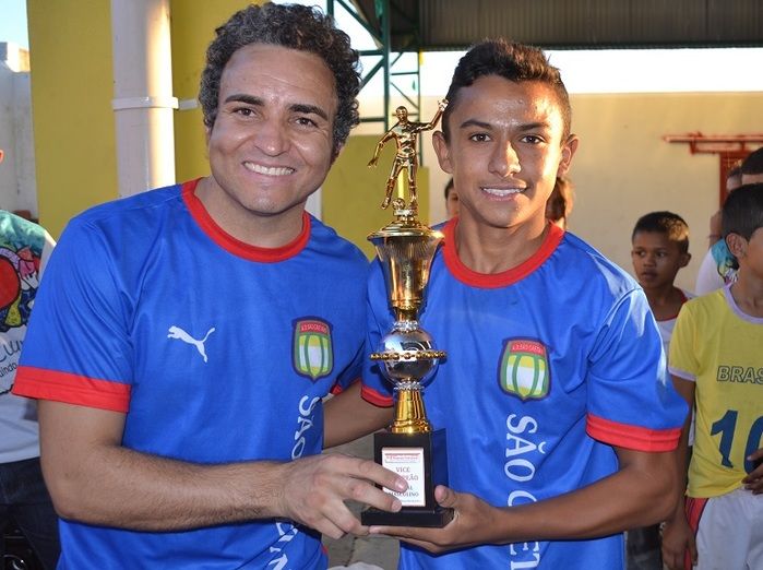 Terceiro dia da VII Semana Cultural do ASA tem disputas de jogos esportivos, educativos e o jogo dos pais - Imagem 62