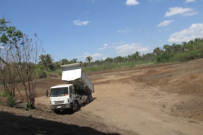 Prefeito e Vereadores visitam obras de recuperação de Açudes em Tamboril  - Imagem 2