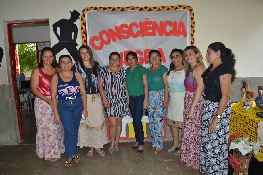 Escola Maria Juceneuda Maia realiza evento sobre consciência negra