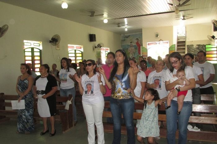 Diácono Nivaldo preside a Missa de 02 Anos da Morte de Francisco Alencar  - Imagem 9