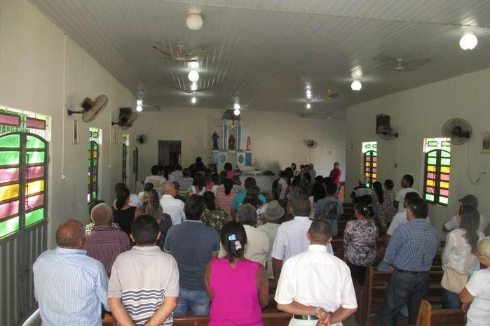 Diácono Nivaldo preside a Missa de 02 Anos da Morte de Francisco Alencar  - Imagem 1