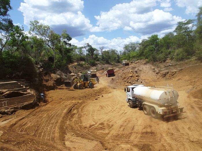 Prefeitura de São João da Varjota-PI Recupera Barragem na Região Quilombola de Paquetá e Potes - Imagem 9