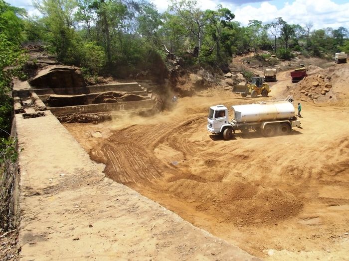 Prefeitura de São João da Varjota-PI Recupera Barragem na Região Quilombola de Paquetá e Potes - Imagem 13